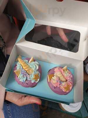 Lola's Cupcakes