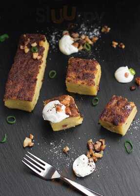 Lituanica Beckton Restaurant