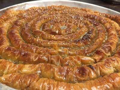 Instablue Cafe & Diner