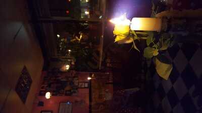 Instablue Cafe & Diner