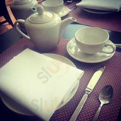 Axis Bar & Restaurant