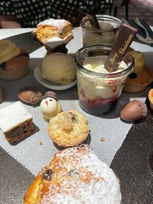 Haxells Restaurant & Bar