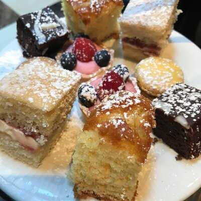 The Crescent Restaurant & Lounge