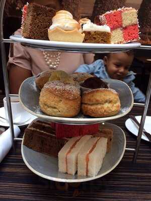 The Crescent Restaurant & Lounge