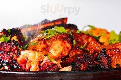 The Oval Tandoori