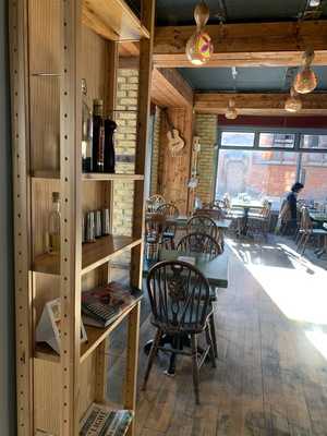 Chalet Cafe Kingsland Road