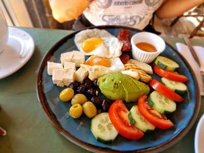 Chalet Cafe Kingsland Road