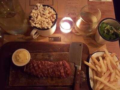 Island Cafe Flat Iron Square