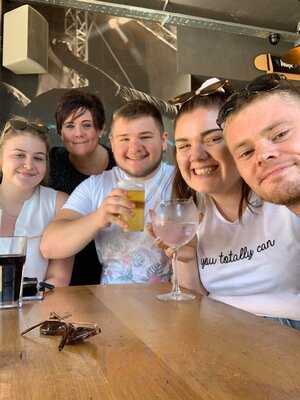 Belushi's - Greenwich