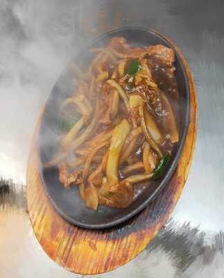 Met Su Yan - Golders Green