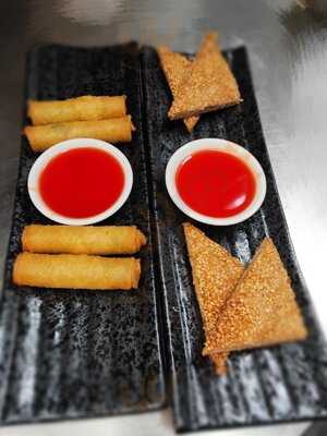 Met Su Yan - Golders Green