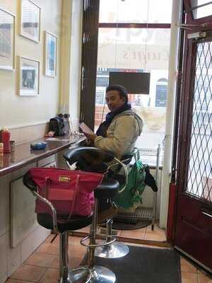 Luigi's Sandwich Bar