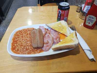 Luigi's Sandwich Bar