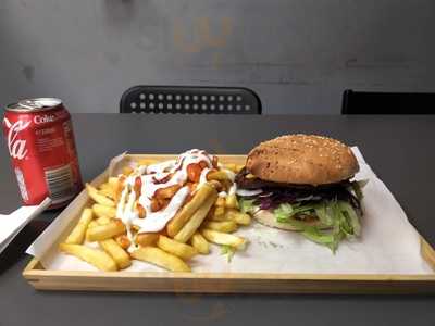 Charlton Kebab House