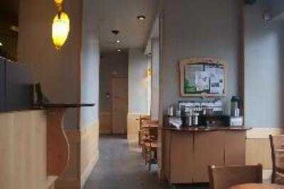 Starbucks Charing Cross Road