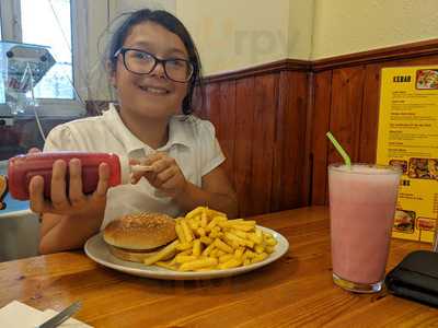 Gamberini Cafe And Grill