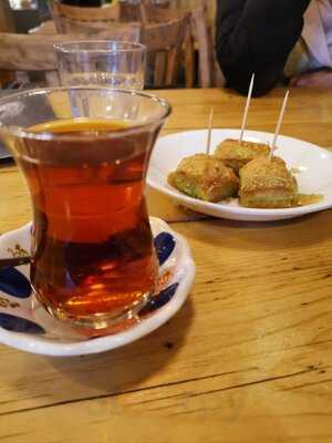 Antepli Lahmacun & Kebab