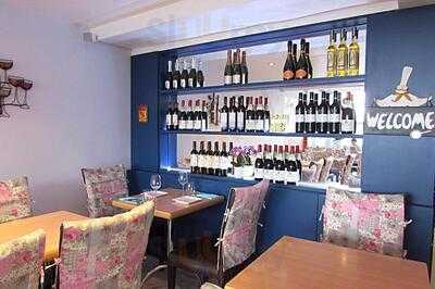 Rom Mai Thai Cuisine