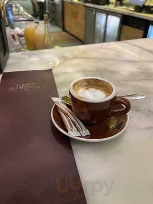 Harry Gordon’s Bar & Kitchen