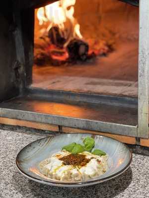 Di Carlo's Pizza & Pasta