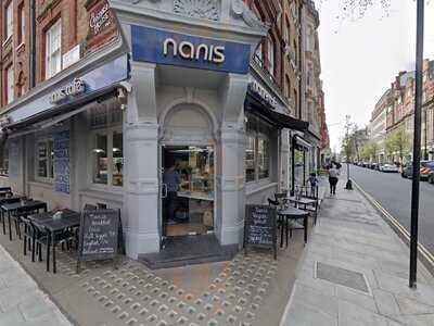 Nanis Cafe