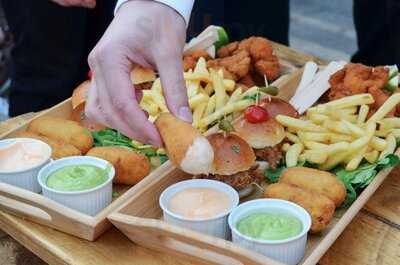 Finsbury Square Garden