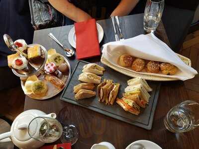 Courthouse Hotel Bar