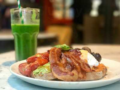 Bill’s Restaurant & Bar