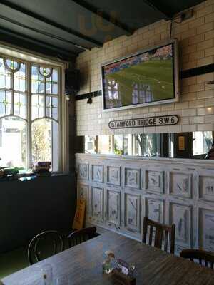 The Broadway Bar And Grill