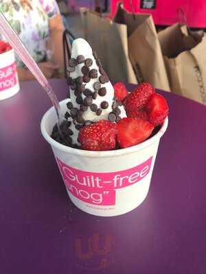 Snog Frozen Yogurt