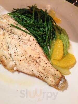 Olio Bar & Restaurant