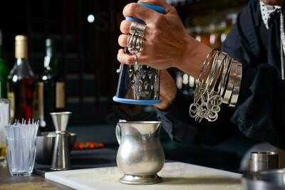 Bitters & Rye Cocktail Club