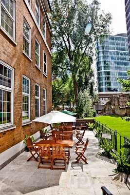 Barber-surgeons' Hall