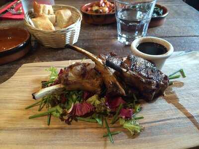 La Cave Restaurant & Wine Bar