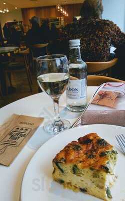 Benugo Cafe At John Lewis