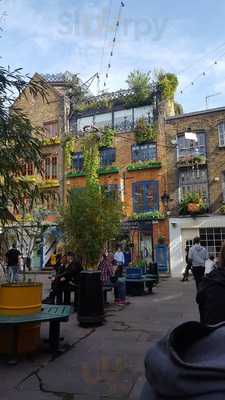 Neal's Yard Cafe Society