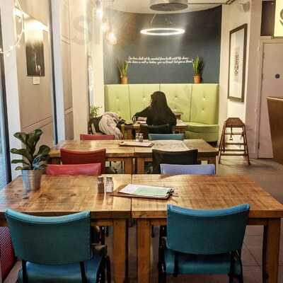 Bread & Roses At The Chapel Bar