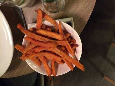 Fogg's Kitchen & Bar