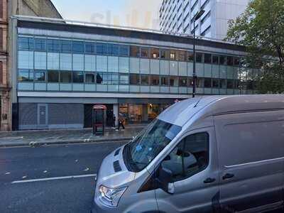 Domino's Pizza - London - High Holborn