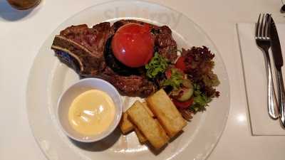 Spectrum Bar And Cafe