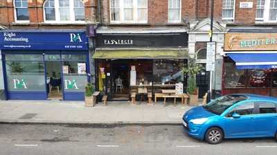 Passenger Cafe Bar - Newington Green