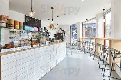 Velasquez And Van Wezel