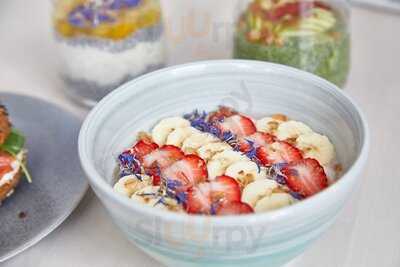 Velasquez And Van Wezel