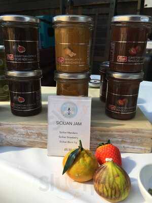 Sicilian Goods Specialist