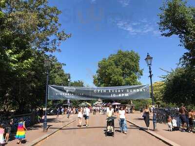 Crosstown Doughnuts - Victoria Park Market