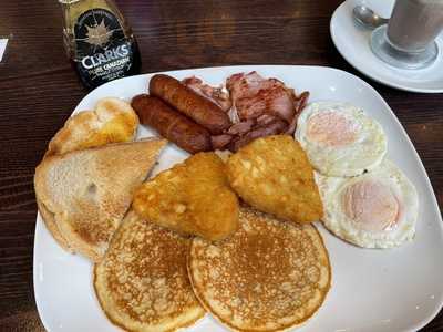 Bridge The Gap Cafe/ The Shish