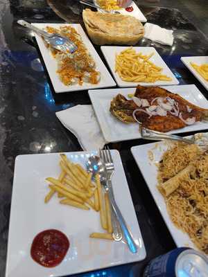 Zeenat Afghan Restaurant