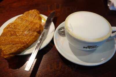 Caffe Nero - Theobolds Road