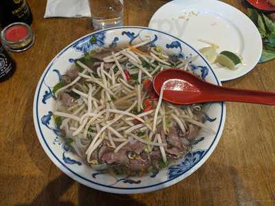 Huy Hoang Vietnamese Restaurant