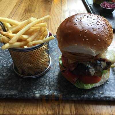 The Kings Arms (by Putney Bridge)